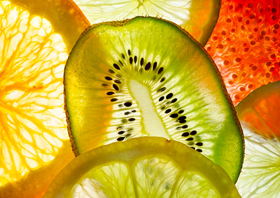 Vitamine Verschiedene Obstsorten, reich an verschiedenen Vitaminen.